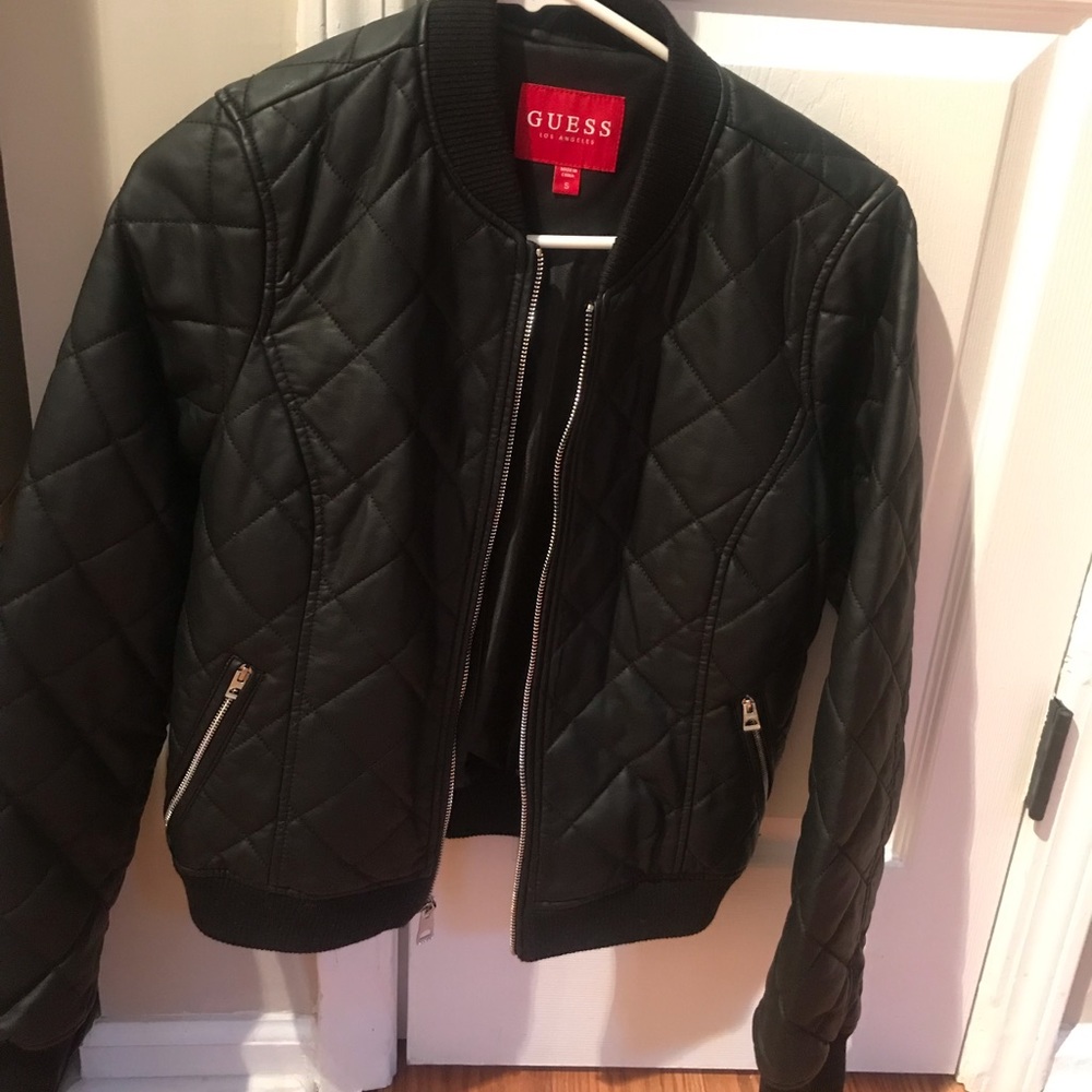 Amazing women’s Small Guess Black leather jacket